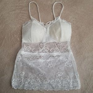 NWOT white lace bra lingerie